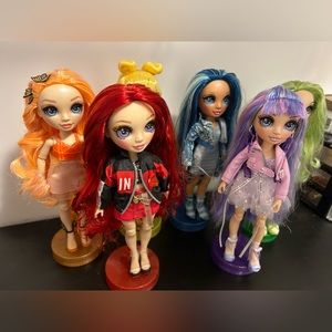 Rainbow High Series 1 Lot with Stands